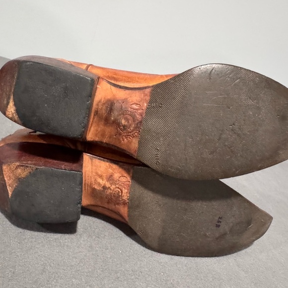 Tan Embroidered Ankle Booties 9.5B - Picture 8 of 11